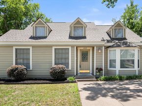 4525  Calmont Avenue , Fort Worth Texas 76107