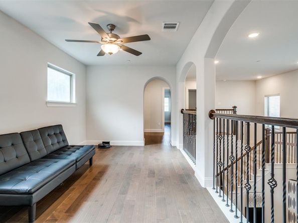 1043  Sarah Street , Allen Texas 75013