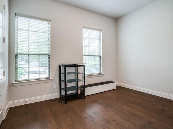 1043  Sarah Street , Allen Texas 75013