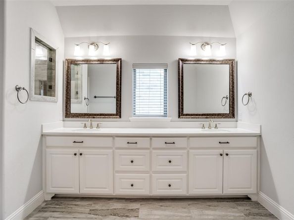 1043  Sarah Street , Allen Texas 75013
