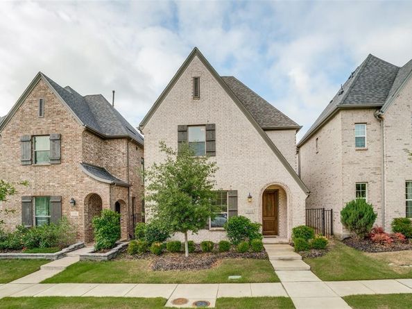 1043  Sarah Street , Allen Texas 75013