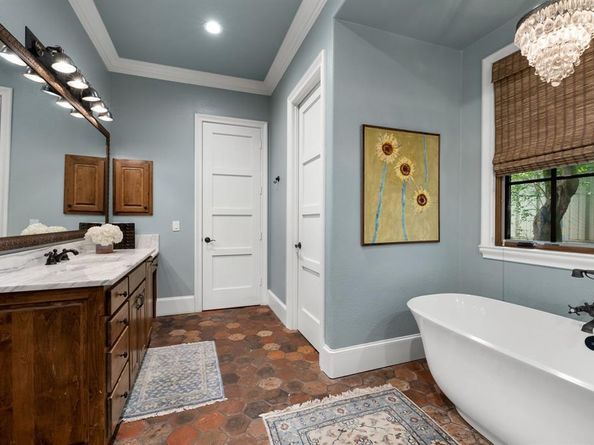 8129  San Fernando Way , Dallas Texas 75218