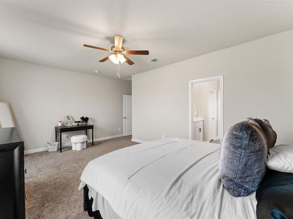 1225  Rolling Meadows Drive , Cedar Hill Texas 75104