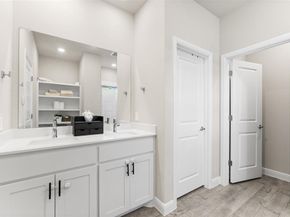 1225  Rolling Meadows Drive , Cedar Hill Texas 75104