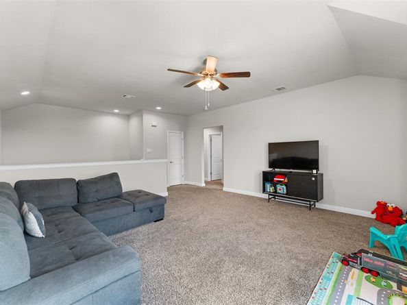 1225  Rolling Meadows Drive , Cedar Hill Texas 75104