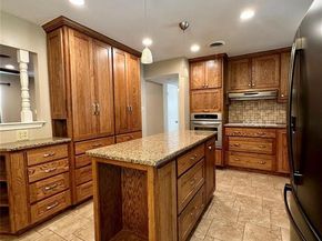 2804  Hollywood Drive , Arlington Texas 76013