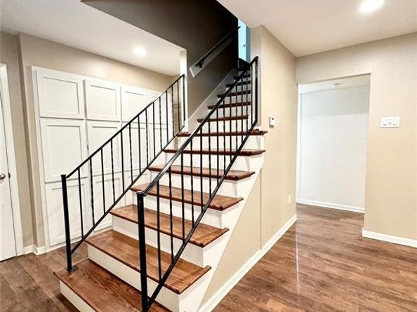2804  Hollywood Drive , Arlington Texas 76013