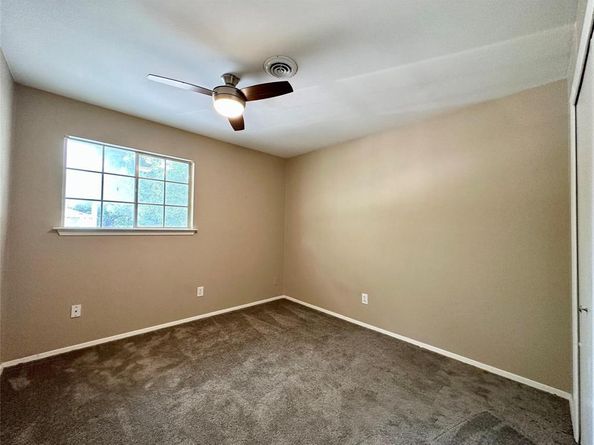2804  Hollywood Drive , Arlington Texas 76013