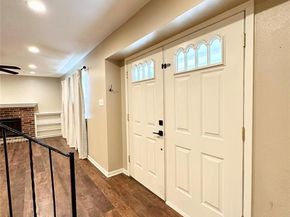 2804  Hollywood Drive , Arlington Texas 76013