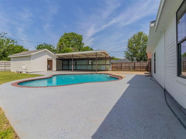 6517  Bob Hanger Street , Fort Worth Texas 76179