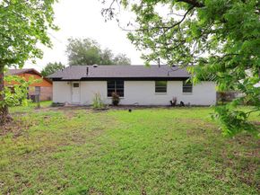 412  Langley  , Everman Texas 76140
