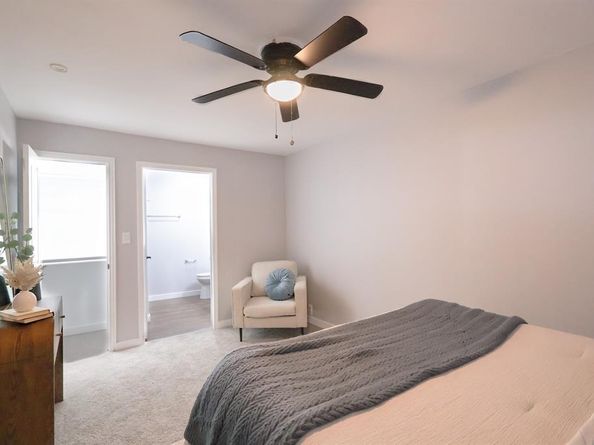 412  Langley  , Everman Texas 76140