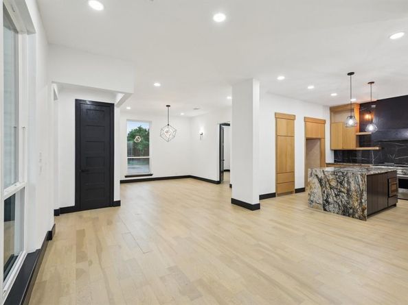 4219  Hollow Oak Drive , Dallas Texas 75287