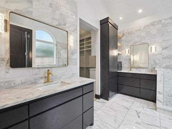 4219  Hollow Oak Drive , Dallas Texas 75287