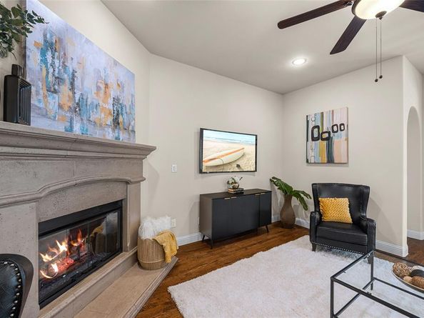 864  Gaited Trail , Frisco Texas 75036