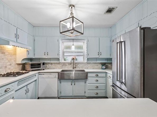 1314  Mildred Lane , Benbrook Texas 76126