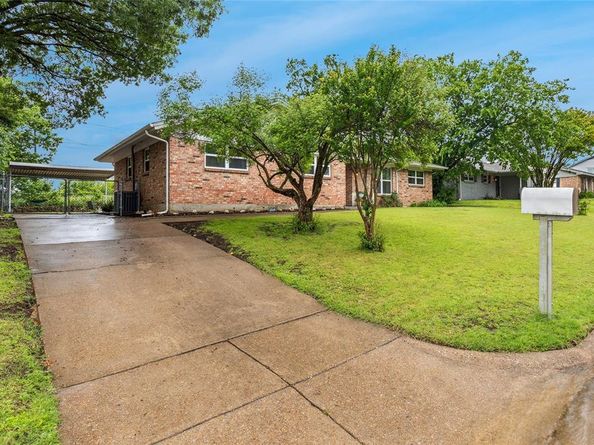 1314  Mildred Lane , Benbrook Texas 76126