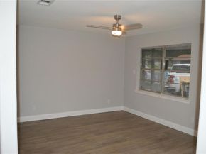 930  Cleardale Drive , Dallas Texas 75232