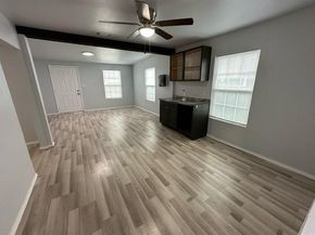 5617  Blackmore Avenue , Fort Worth Texas 76107