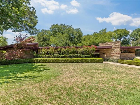 3720  Autumn Drive , Fort Worth Texas 76109