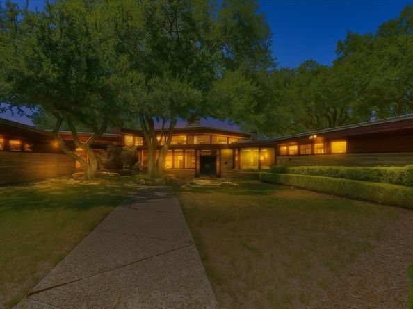 3720  Autumn Drive , Fort Worth Texas 76109