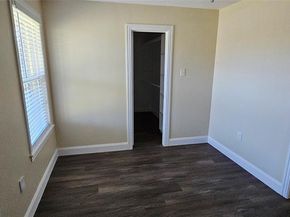 1007  Pleasant Drive , Dallas Texas 75217