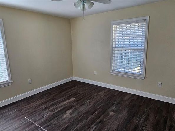 1007  Pleasant Drive , Dallas Texas 75217