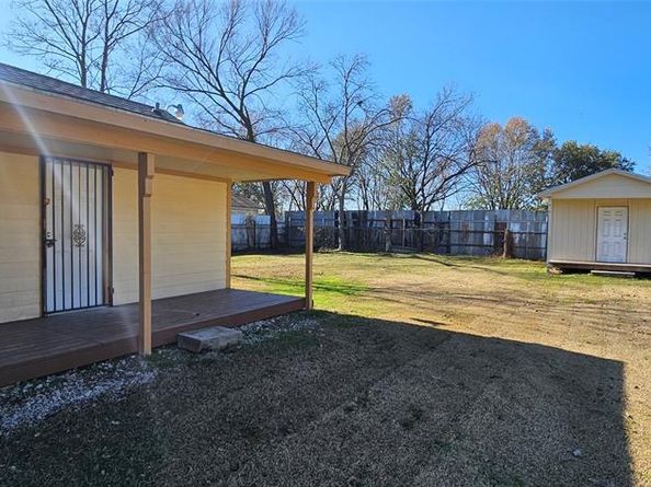 1007  Pleasant Drive , Dallas Texas 75217