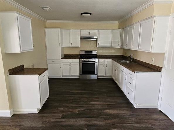 1007  Pleasant Drive , Dallas Texas 75217
