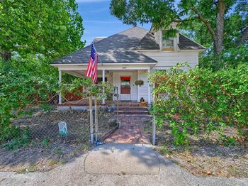 6911  Pecan Street 