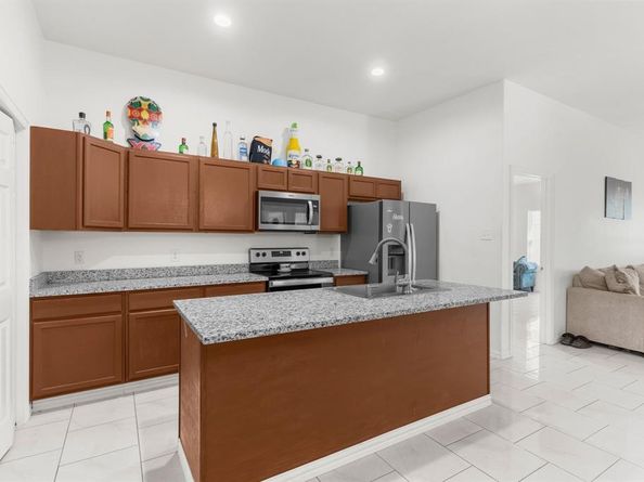 2810  19th Street , Fort Worth Texas 76106
