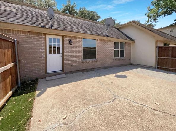 14027  Brookgreen Drive , Dallas Texas 75240