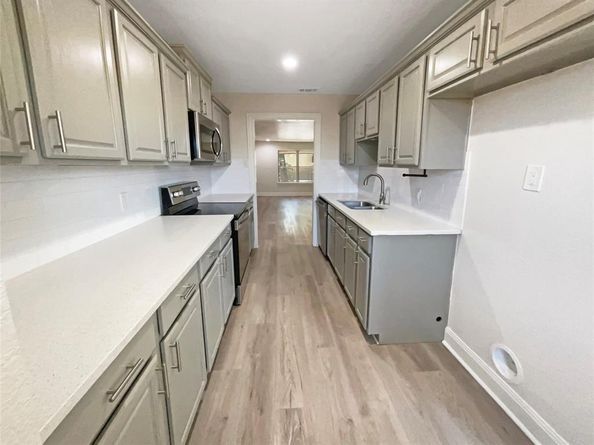 14027  Brookgreen Drive , Dallas Texas 75240