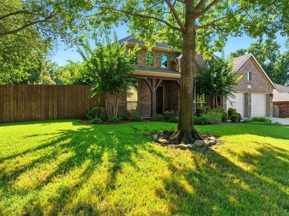1612  Almond Drive , Mansfield Texas 76063