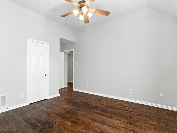 1612  Almond Drive , Mansfield Texas 76063