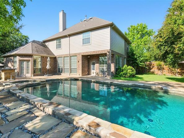 1612  Almond Drive , Mansfield Texas 76063
