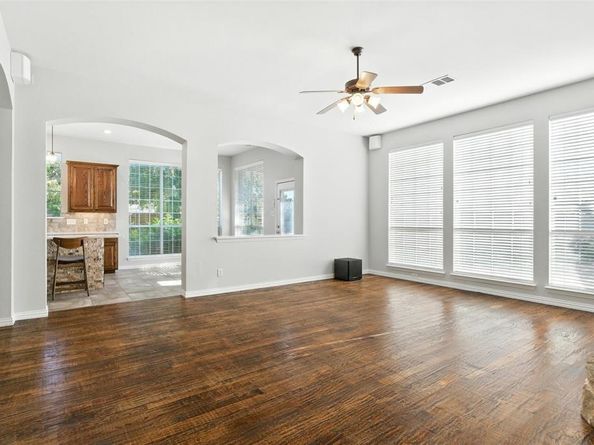 1612  Almond Drive , Mansfield Texas 76063