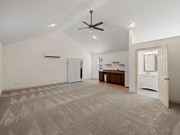 6163  Vanderbilt Avenue , Dallas Texas 75214