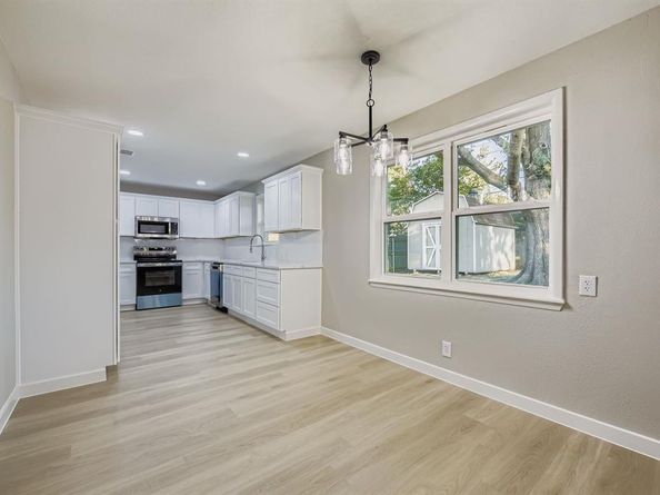 420  Bedford Court W, Hurst Texas 76053