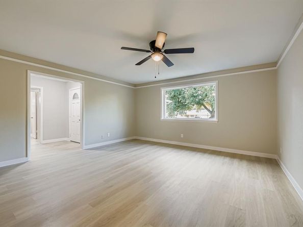 420  Bedford Court W, Hurst Texas 76053