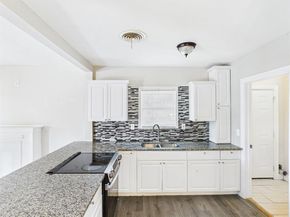 1121 E Morningside Drive , Fort Worth Texas 76104