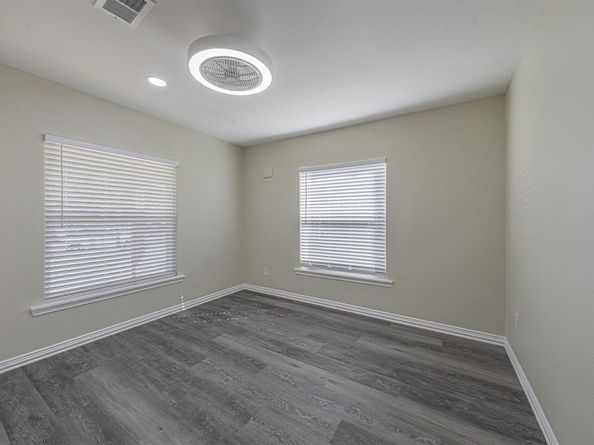 2820  Forest Avenue , Fort Worth Texas 76112