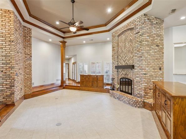 2900  Oak Trail Court , Dalworthington Gardens Texas 76016