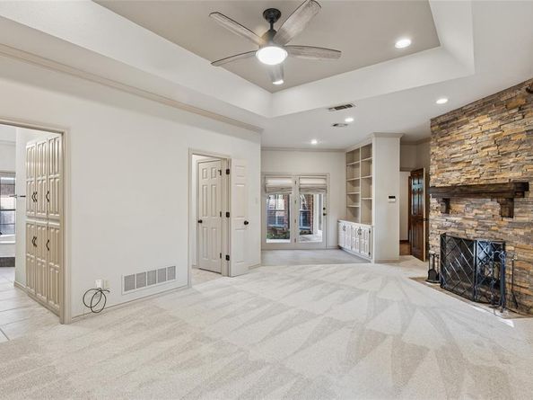 2900  Oak Trail Court , Dalworthington Gardens Texas 76016