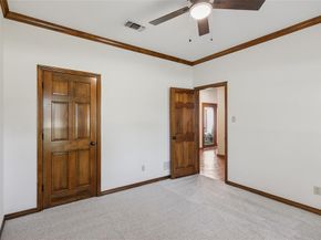 2900  Oak Trail Court , Dalworthington Gardens Texas 76016