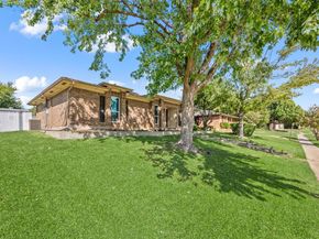 1733  Sterling Lane , Lewisville Texas 75067