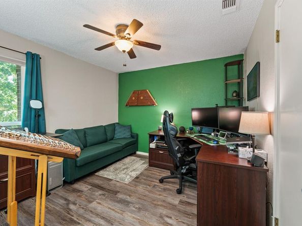 1733  Sterling Lane , Lewisville Texas 75067
