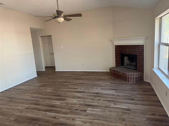 1604  Ocean Drive , Mansfield Texas 76063