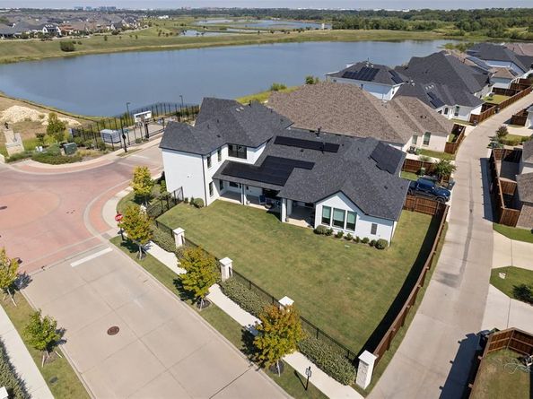 1400  Island Vista Drive , Arlington Texas 76005