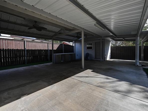 7018  Petty Lane , Dallas Texas 75217